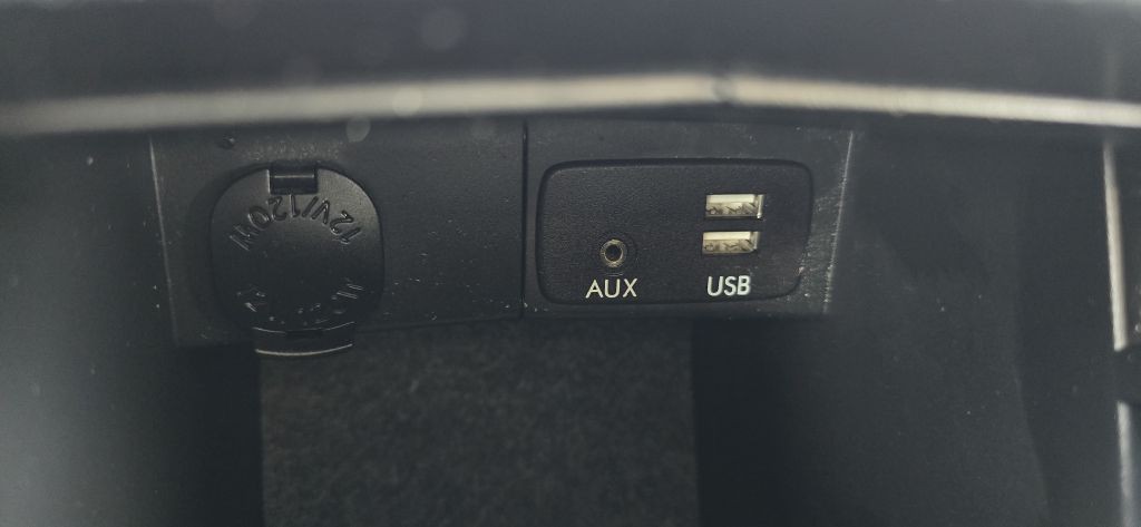 2017 Subaru Forester Image 39