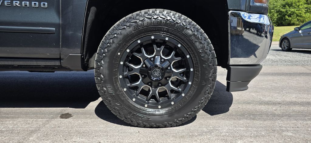 2018 Chevrolet Silverado 1500 Image 11