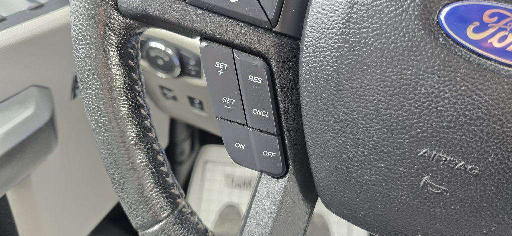 2016 Ford F-150 Image 38