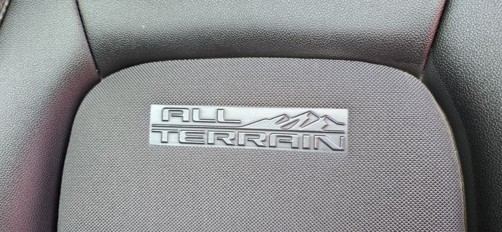 2016 GMC Canyon Image 16