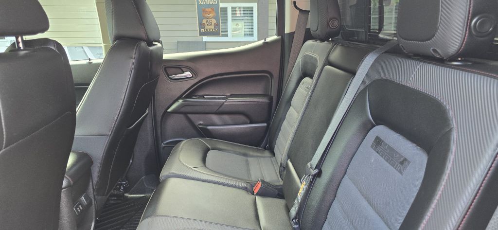 2016 GMC Canyon Image 24