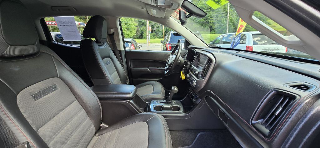 2016 GMC Canyon Image 31