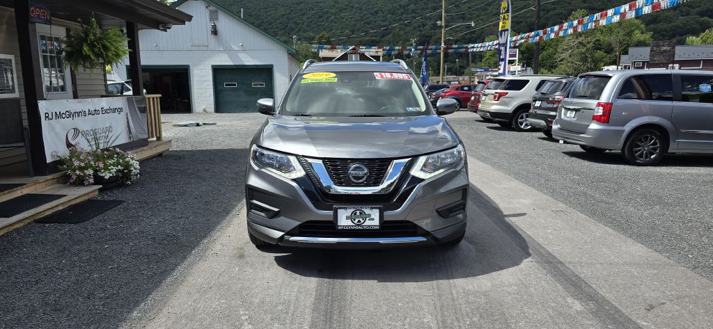 2019 Nissan Rogue Image 3