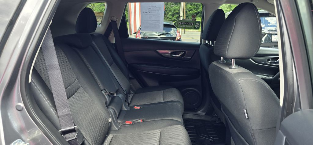 2019 Nissan Rogue Image 27