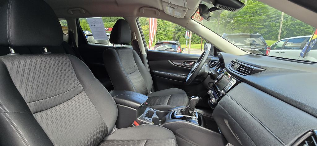 2019 Nissan Rogue Image 31