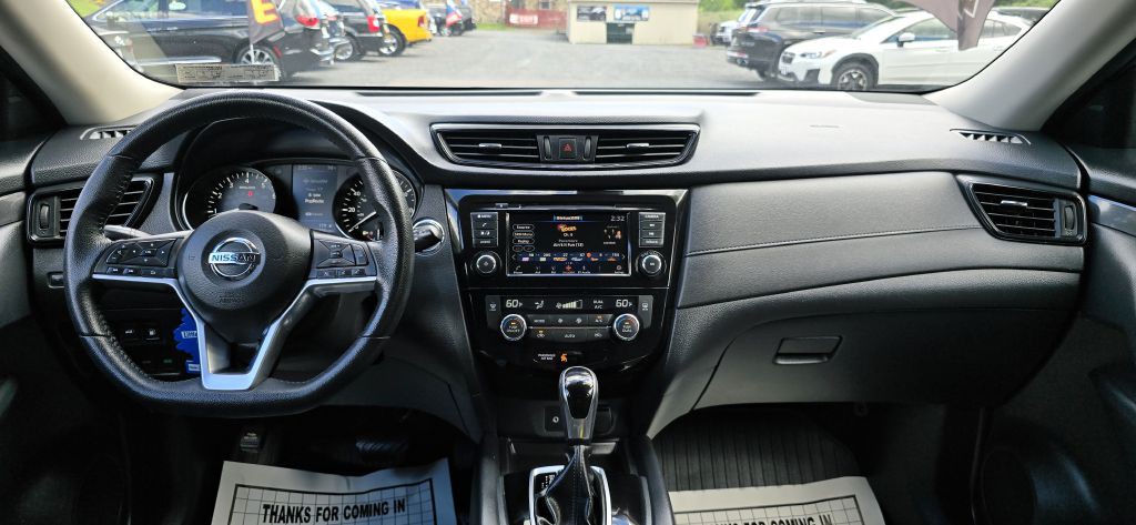 2019 Nissan Rogue Image 33