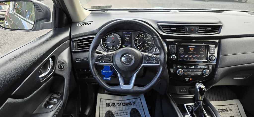 2019 Nissan Rogue Image 35