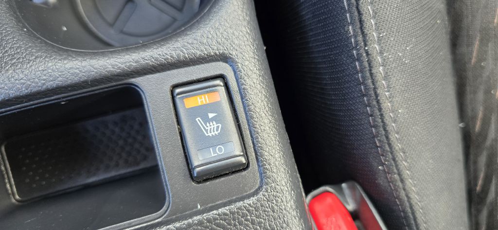 2019 Nissan Rogue Image 43