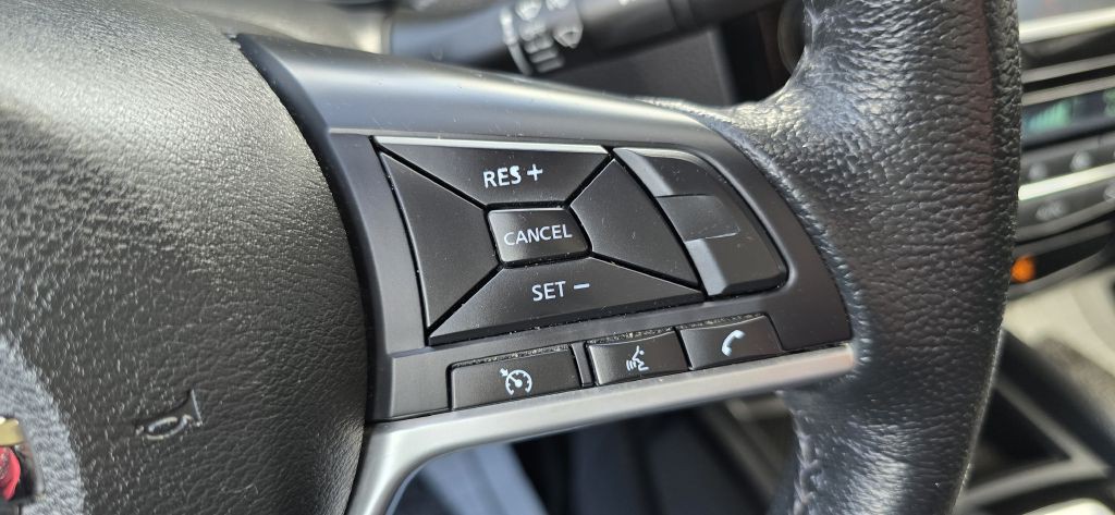 2019 Nissan Rogue Image 46