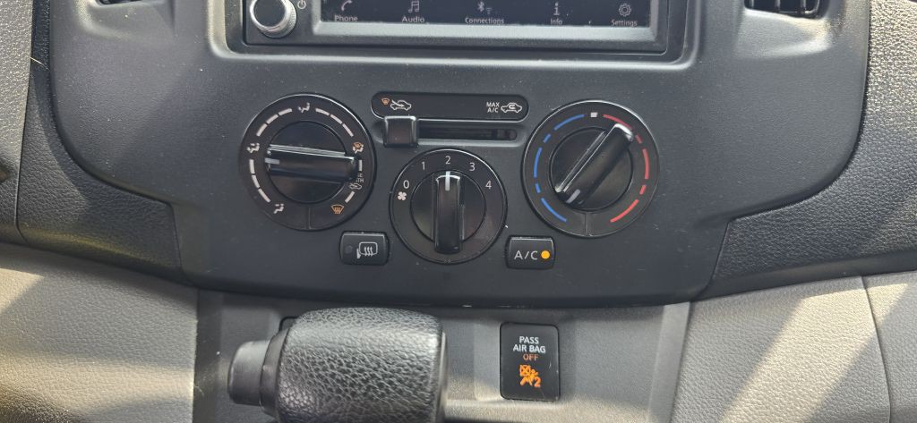 2021 Nissan NV200 Image 31