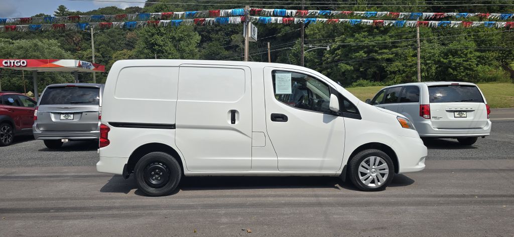 2021 Nissan NV200 Image 2