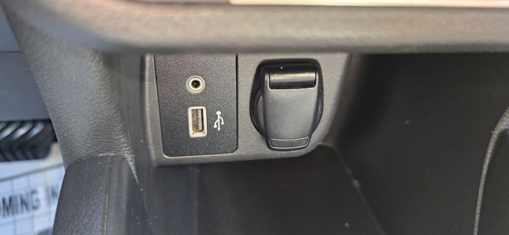 2021 Nissan Versa Image 24