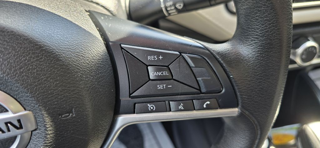2021 Nissan Versa Image 32