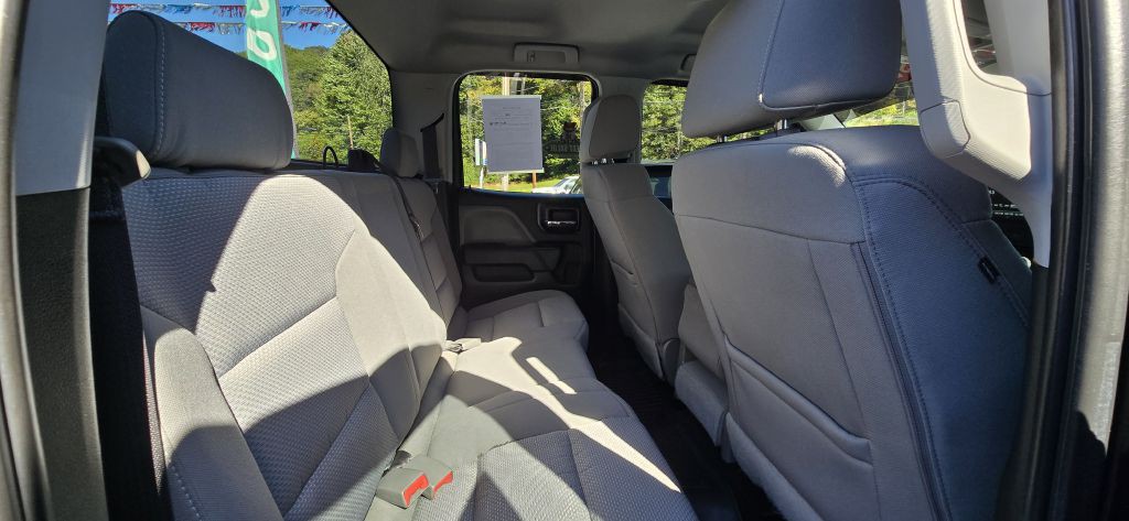 2018 GMC Sierra Image 17