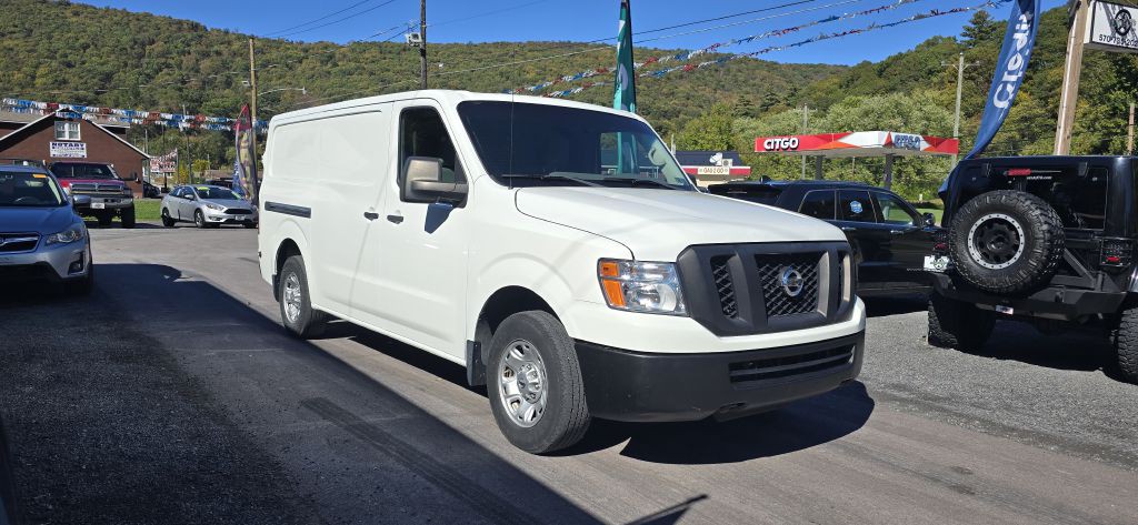 2017 Nissan NV Image 4