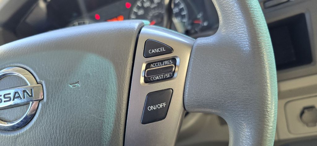 2017 Nissan NV Image 33