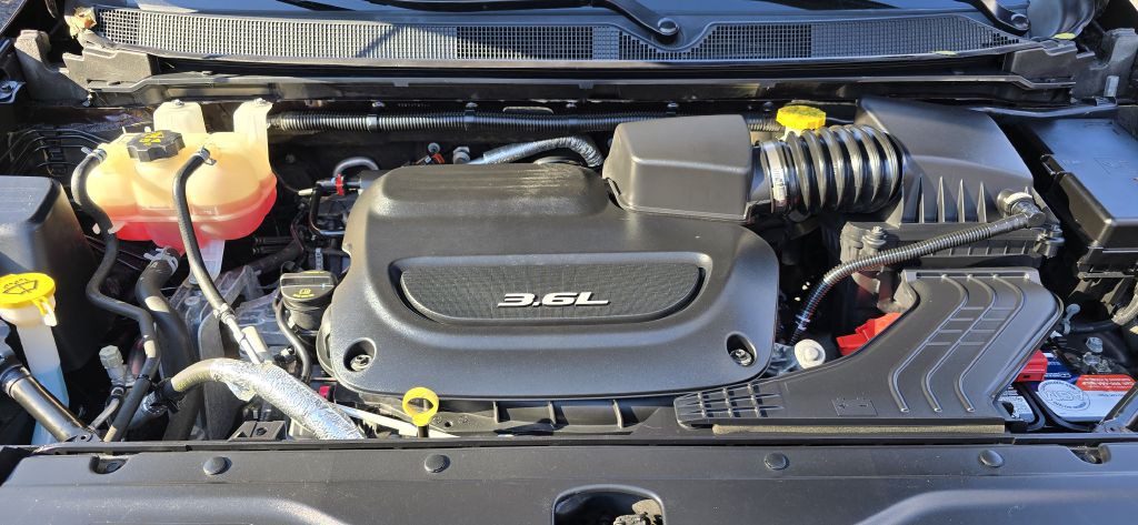 2017 Chrysler Pacifica Image 9