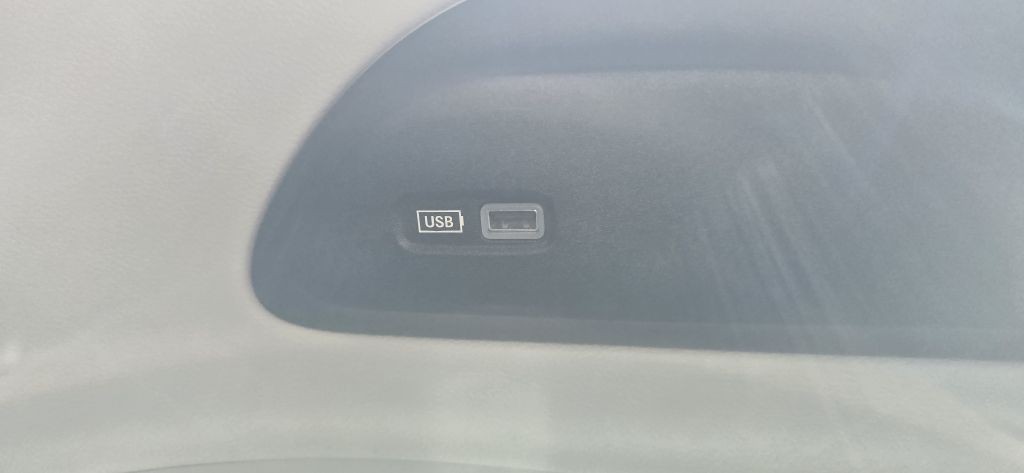 2017 Chrysler Pacifica Image 43