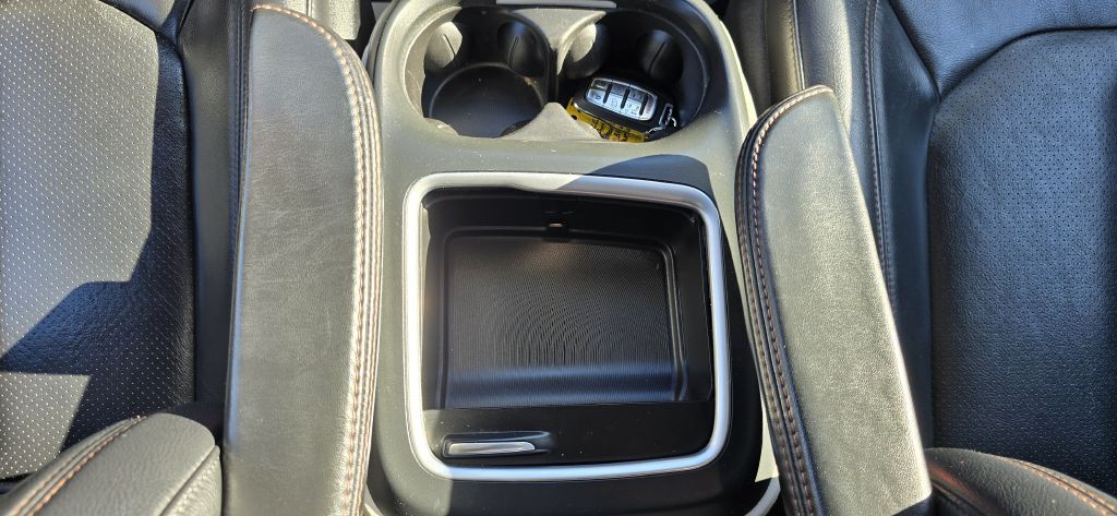 2017 Chrysler Pacifica Image 64