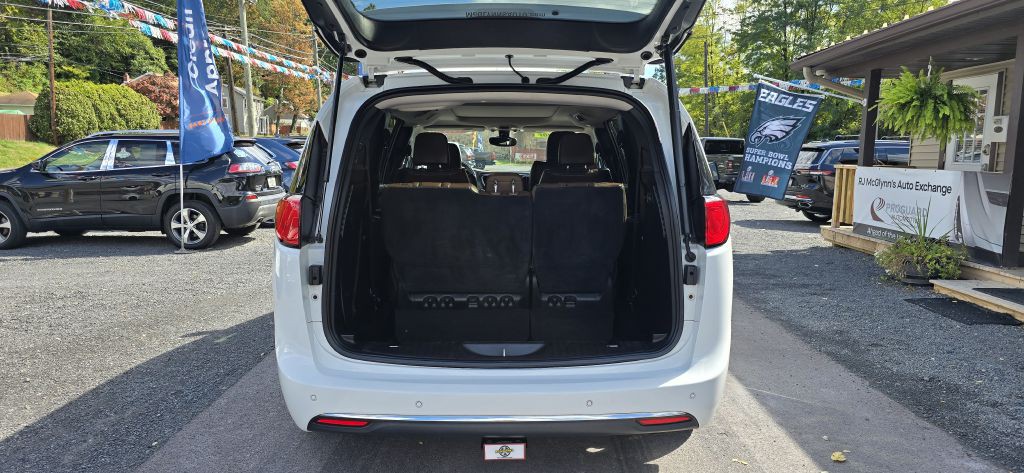 2017 Chrysler Pacifica Image 40