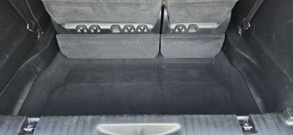 2017 Chrysler Pacifica Image 44