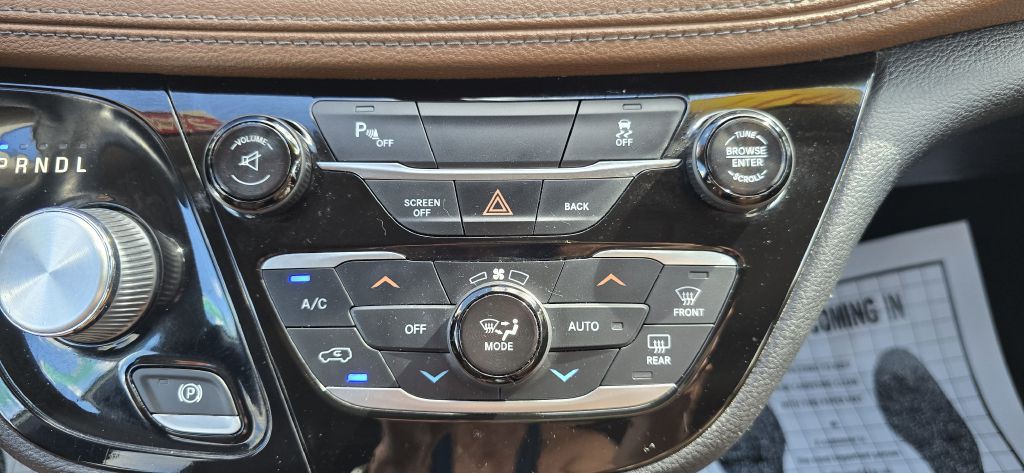 2017 Chrysler Pacifica Image 63