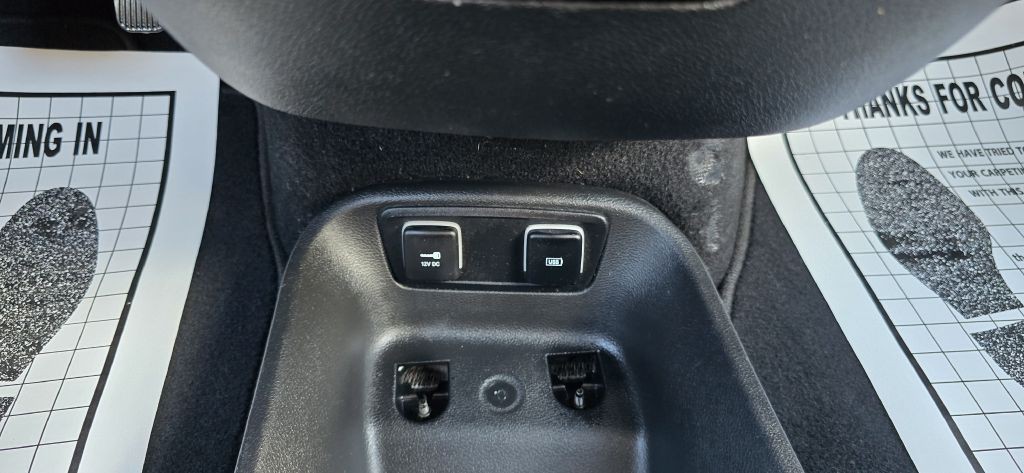 2017 Chrysler Pacifica Image 68