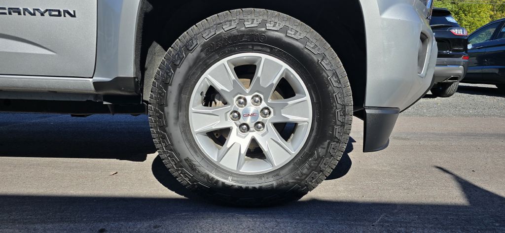 2018 GMC Canyon Image 11