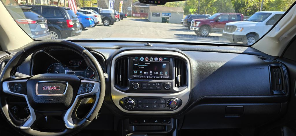 2018 GMC Canyon Image 22
