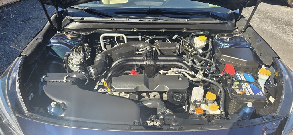 2018 Subaru Legacy Image 9