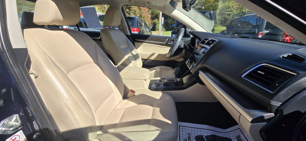 2018 Subaru Legacy Image 27