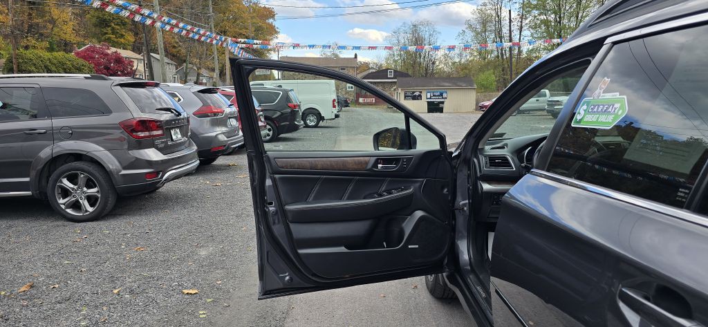 2018 Subaru Outback Image 15