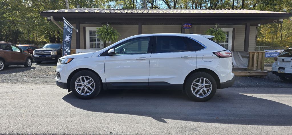 2022 Ford Edge Image 2