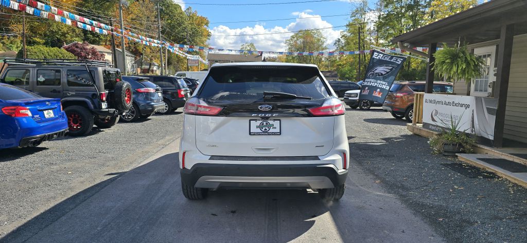 2022 Ford Edge Image 6