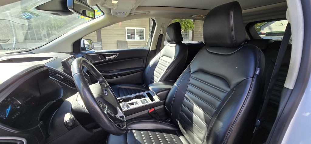 2022 Ford Edge Image 14