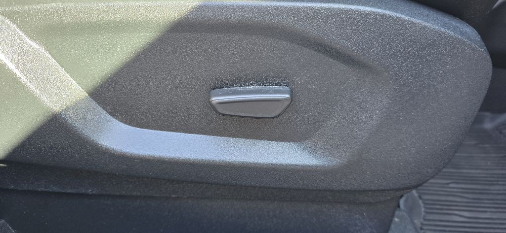 2022 Ford Edge Image 25