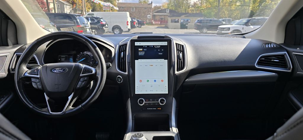 2022 Ford Edge Image 28