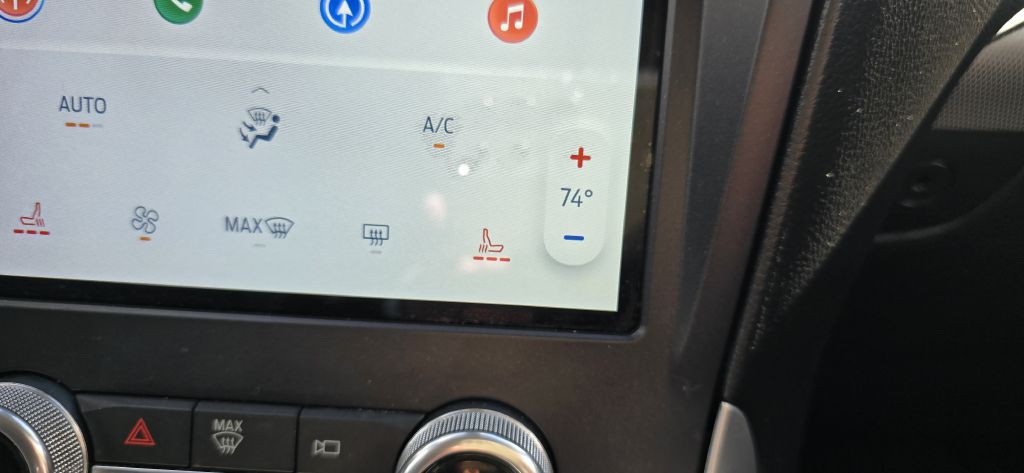 2022 Ford Edge Image 38