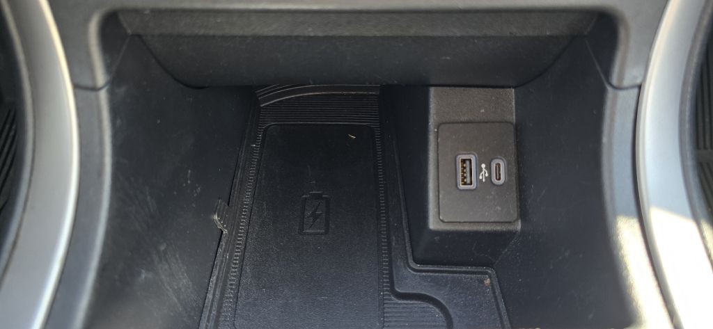 2022 Ford Edge Image 40