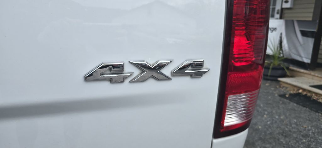 2017 RAM 1500 Image 19