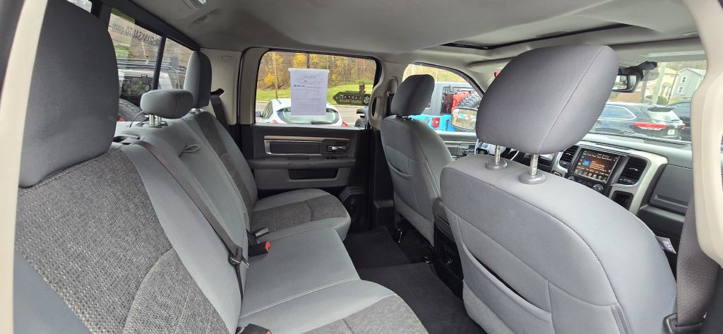 2017 RAM 1500 Image 31