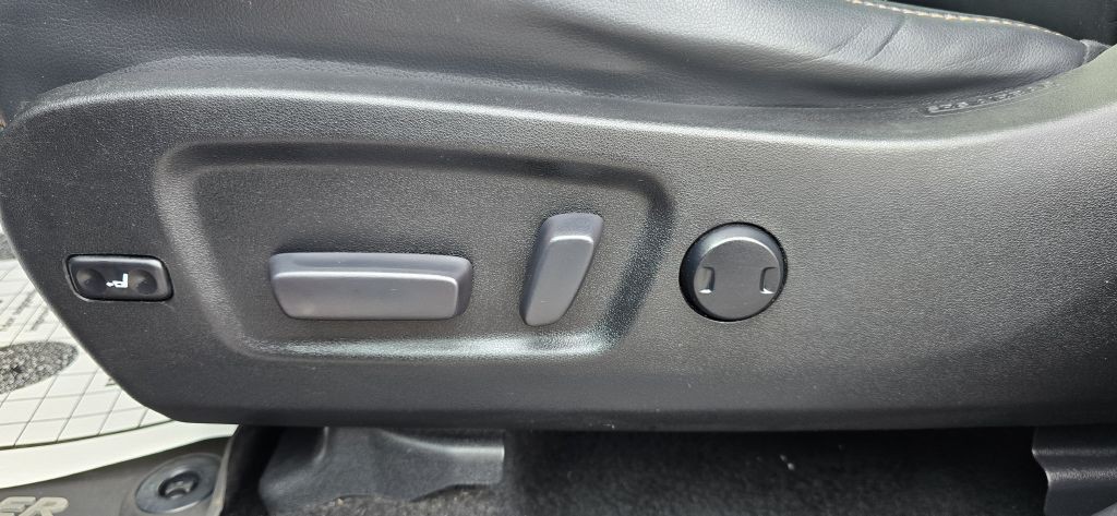 2018 Toyota Highlander Image 17