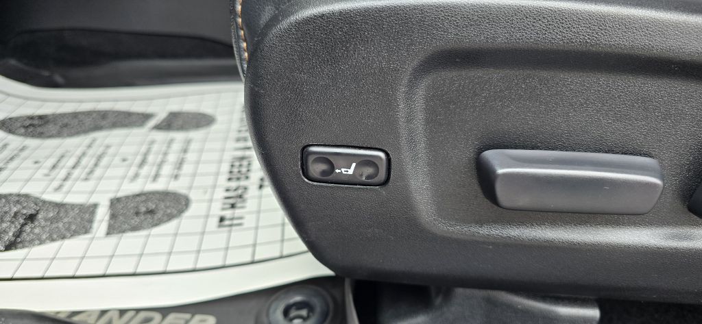 2018 Toyota Highlander Image 18