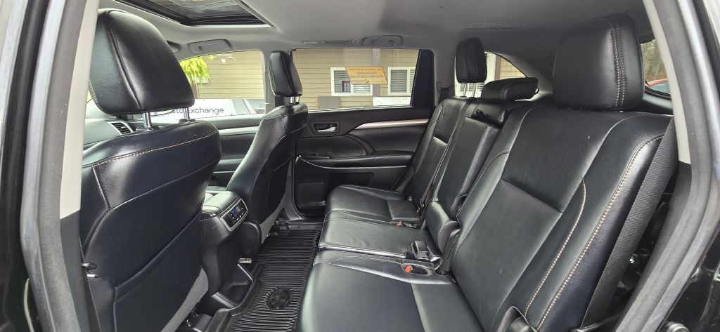 2018 Toyota Highlander Image 22