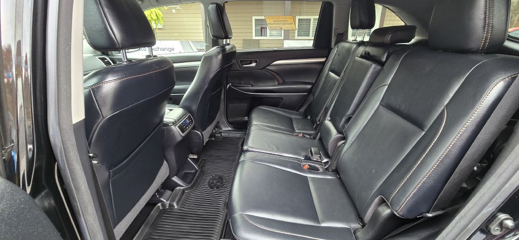 2018 Toyota Highlander Image 23
