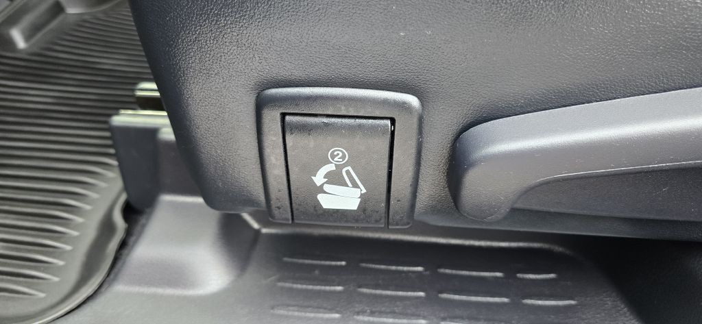 2018 Toyota Highlander Image 25