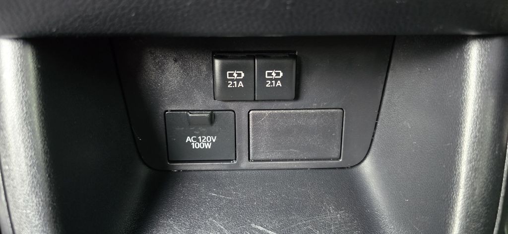 2018 Toyota Highlander Image 28