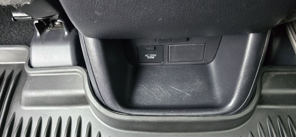 2018 Toyota Highlander Image 29