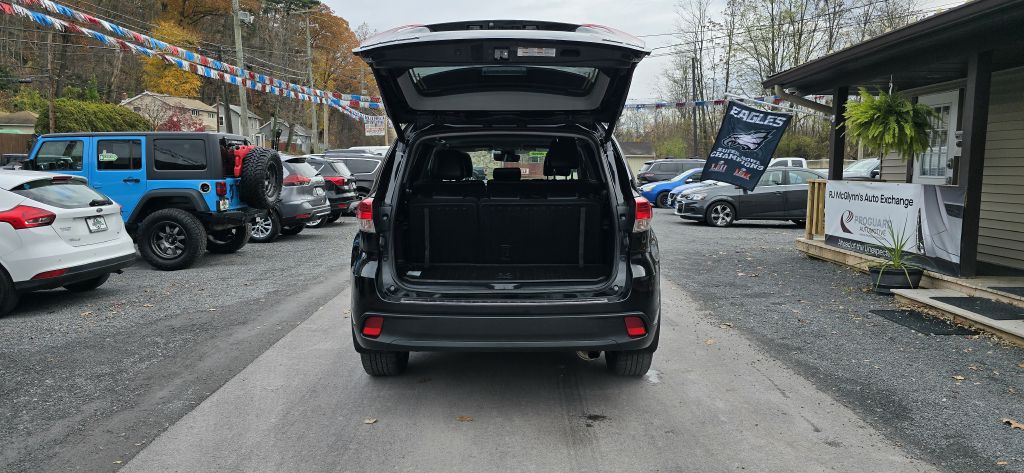 2018 Toyota Highlander Image 32