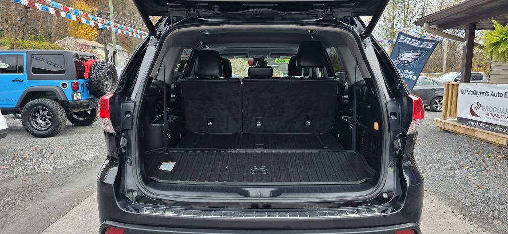 2018 Toyota Highlander Image 34